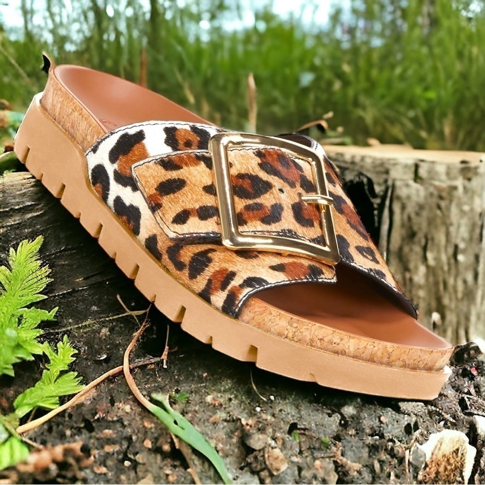 NIB Edit 27 tan Cheetah print sandals - Picture 3 of 6